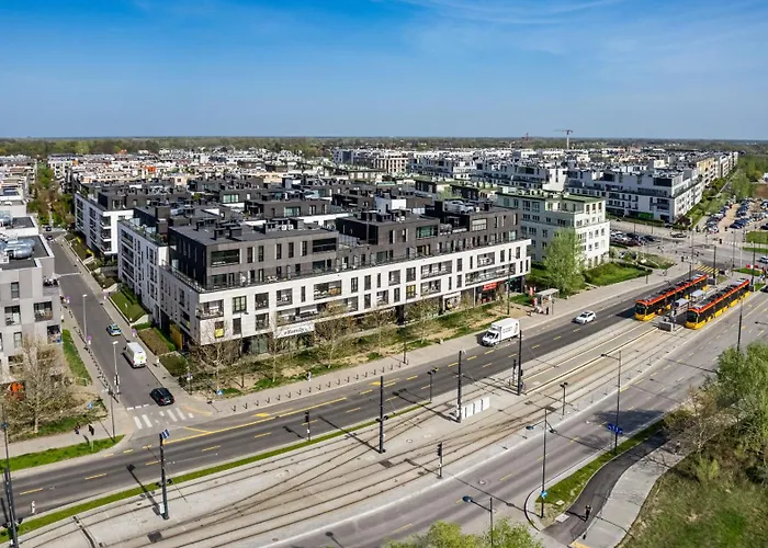 Aleja Rzeczypospolitej, Sun & Snow Warszawa